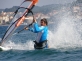 Windsurfing to niekończąca się opowieść. Po nauce pływania w ślizgu i zwrotach przy silnym wietrze, można pójść o krok dalej i nauczyć się paru windsurfingowych trików.  Poniżej szef POL33 prezentuje jeden z nich, tak zwany body drag