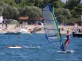 Nasza Dunkierka: przy silnym wietrze prawi każdy początkujący kursant zaliczy nieplanowany desant na tę plażyczkę.  